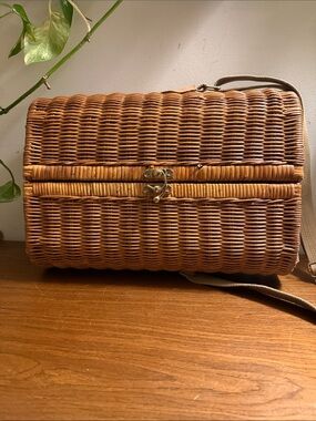 Picnic Time Wicker Wine Carrier